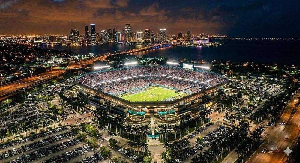 R&B Tour 2026 Miami concert at Hard Rock Stadium