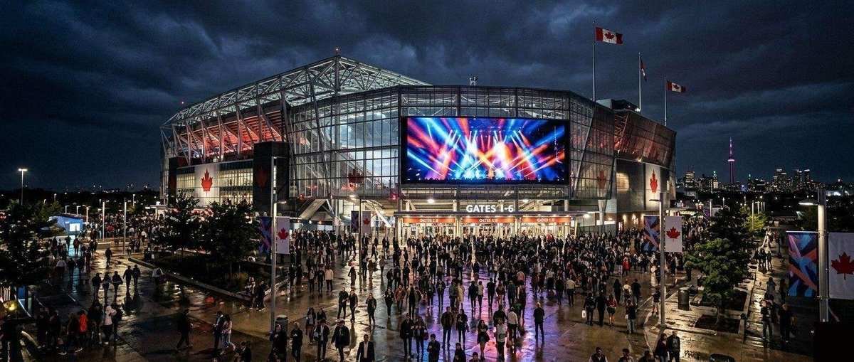 R&B Tour 2026 Toronto concert at Rogers Stadium